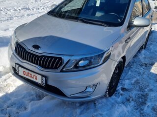 2014 Kia Rio III, серебристый, 1100000 рублей, вид 2