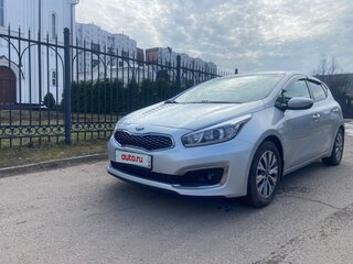 2017 Kia Ceed II Рестайлинг, серебристый, 1550000 рублей, вид 2