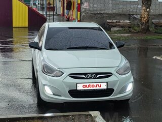 2013 Hyundai Solaris I, белый, 870000 рублей, вид 1