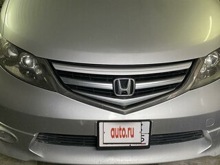 2007 Honda Elysion I Рестайлинг, серебристый, 1600000 рублей, вид 3