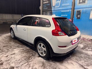 2012 Volvo C30 I Рестайлинг, белый, 980000 рублей, вид 4
