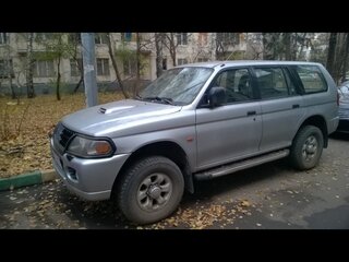 2003 Mitsubishi Pajero Sport I, серебристый, 780000 рублей, вид 3