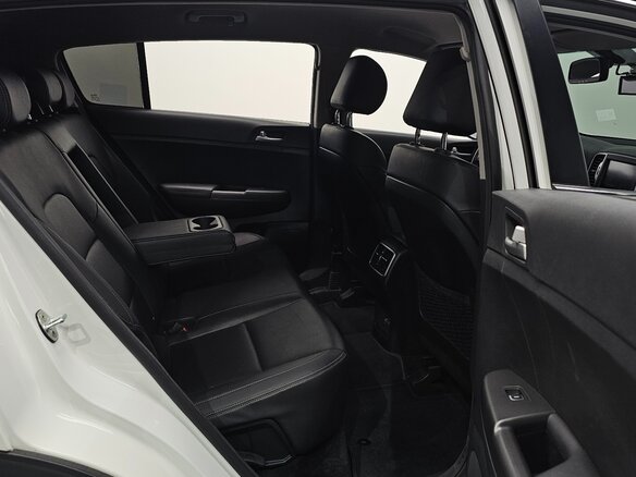 2018 Kia Sportage IV Рестайлинг, белый - вид 12
