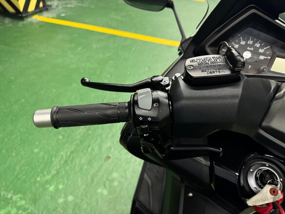 2012 Yamaha TMAX, серый, 750000 рублей - вид 12