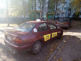 1998 Mazda 323 V (BA), красный, 84429 рублей, вид 3