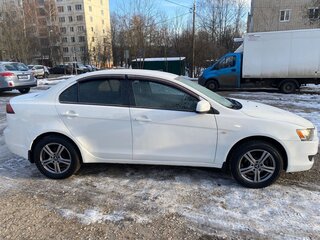 2008 Mitsubishi Lancer X, белый, 700000 рублей, вид 3
