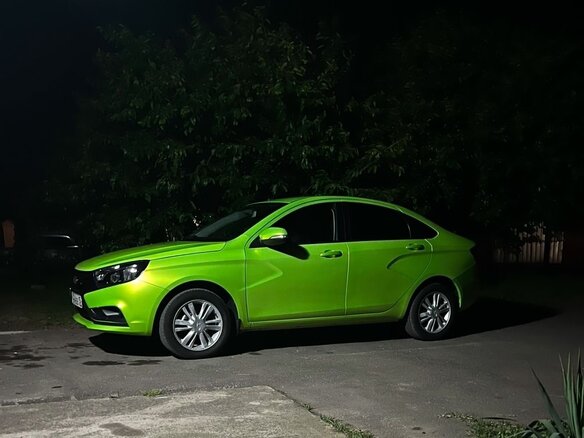 2016 Lada (ВАЗ) Vesta I, зелёный, 850000 рублей - вид 2