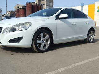 2012 Volvo S60 II, белый, 985000 рублей, вид 1