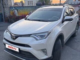 2015 Toyota RAV4 IV (XA40) Рестайлинг, белый, 2500000 рублей, вид 1