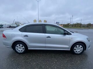 2011 Volkswagen Polo V, серебристый, 715000 рублей, вид 4