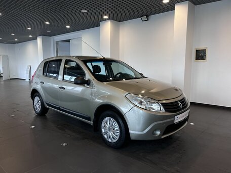 Renault Sandero I