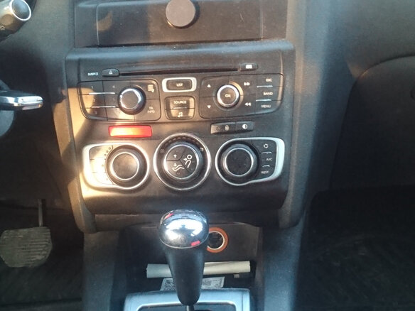 2012 Citroen C4 II, белый, 379500 рублей - вид 10