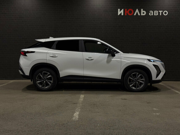 2024 Omoda C5 I Рестайлинг, белый, 1799000 рублей - вид 3