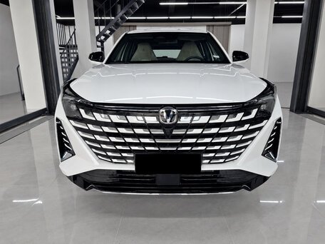 2026 Changan UNI-Z, белый, 2390000 рублей, вид 3
