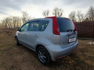 2012 Nissan Note I Рестайлинг, серебристый, 750000 рублей, вид 5