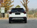 2023 Toyota Yaris L X XP150 Рестайлинг, белый, 1450000 рублей - вид 3