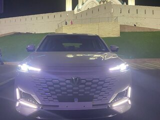 2023 Changan UNI-K, белый, 3200000 рублей, вид 2