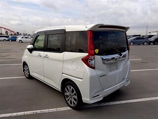 2020 Toyota Roomy I, белый, 1570000 рублей, вид 4