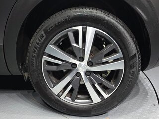 2022 Peugeot 3008 II Рестайлинг, чёрный, 1390000 рублей, вид 5