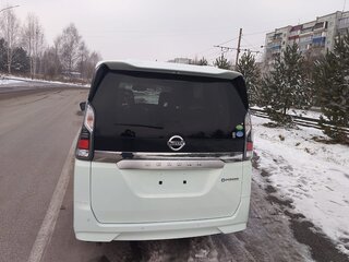 2019 Nissan Serena V (C27) Рестайлинг, белый, 2550000 рублей, вид 3