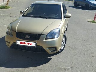 2011 Kia Rio II Рестайлинг, бежевый, 550000 рублей, вид 2