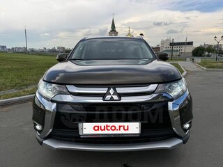 2017 Mitsubishi Outlander III Рестайлинг 2, коричневый, 2650000 рублей, вид 4