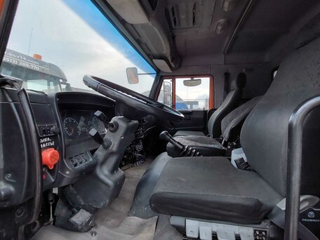 2014 КамАЗ 65111, оранжевый, 2200000 рублей, вид 3