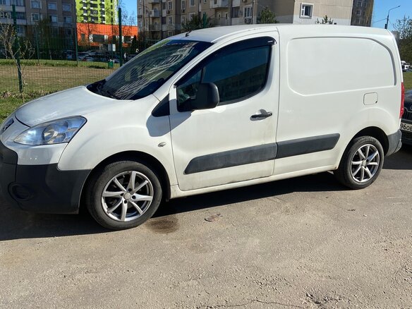 2011 Peugeot Partner II, белый, 580000 рублей - вид 4