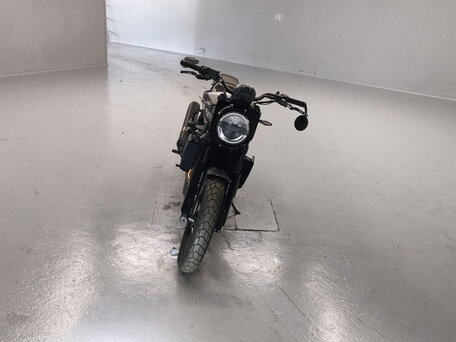 2021 Husqvarna Svartpilen 701, серый, 850000 рублей, вид 3