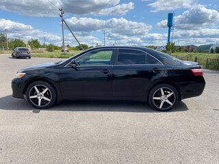 2010 Toyota Camry VI (XV40) Рестайлинг, чёрный, 945000 рублей, вид 3
