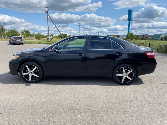2010 Toyota Camry VI (XV40) Рестайлинг, чёрный, 800000 рублей - вид 2