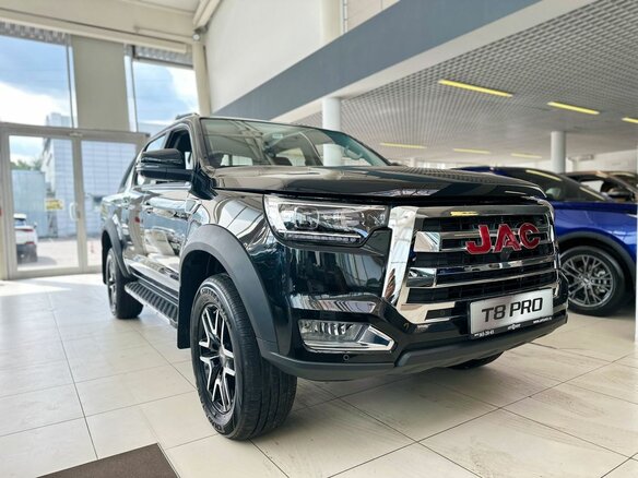 2026 JAC T8 Pro, чёрный, 3130000 рублей - вид 4