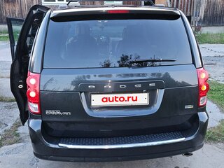 2011 Dodge Caravan Grand V, серый, 1380000 рублей, вид 3