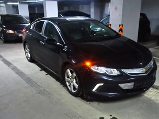 2015 Chevrolet Volt II, чёрный, 1550000 рублей, вид 3