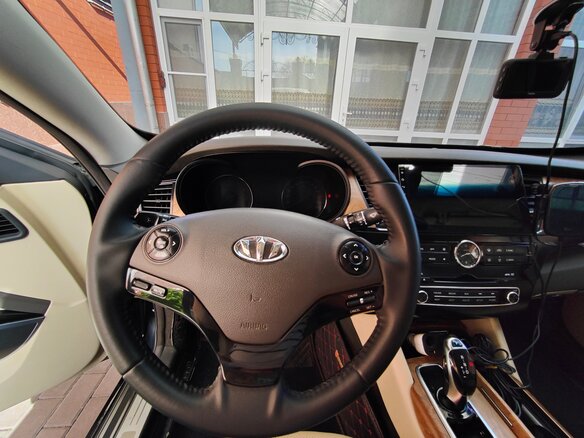 2013 Kia Quoris I, чёрный, 1300000 рублей - вид 11