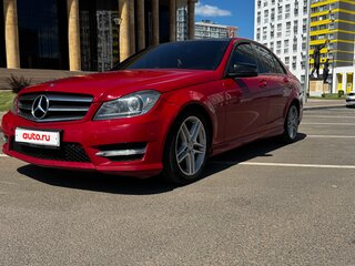 2011 Mercedes-Benz C-Класс 180 BlueEFFICIENCY III (W204) Рестайлинг, красный, 1500000 рублей, вид 1