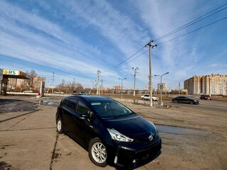 2015 Toyota Prius Alpha I (ZVW40/41) Рестайлинг, чёрный, 1450000 рублей, вид 4