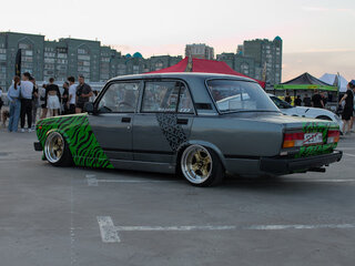 2010 Lada (ВАЗ) 2107, серый, 400000 рублей, вид 4