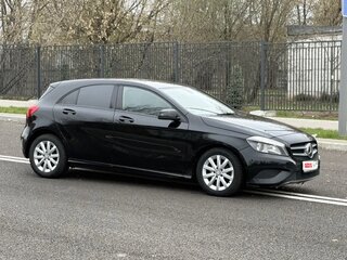 2013 Mercedes-Benz A-Класс 200 III (W176), чёрный, 920000 рублей, вид 2