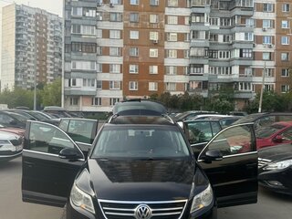 2011 Volkswagen Tiguan I, чёрный, 1200000 рублей, вид 1