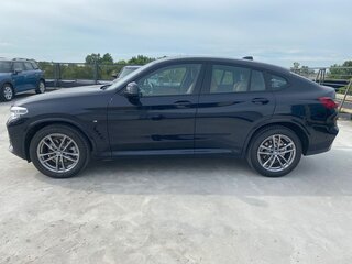 2021 BMW X4 20d II (G02), чёрный, 6500000 рублей, вид 4