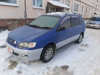 1997 Toyota Ipsum I (M10), синий, 500000 рублей, вид 1
