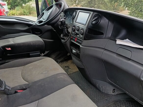 2014 Iveco Daily, красный, 999000 рублей - вид 8