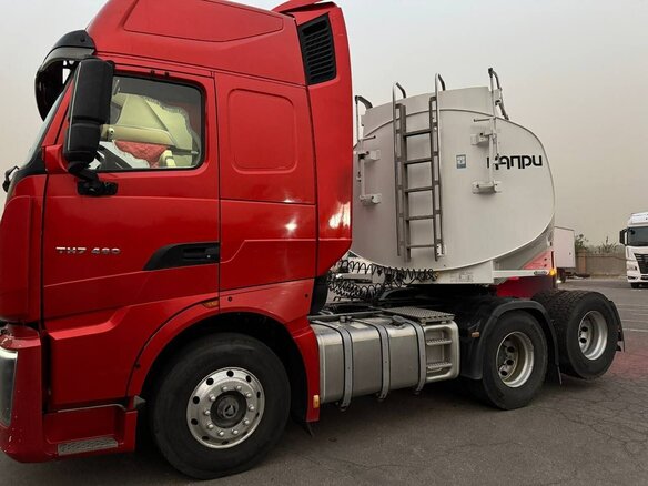 2022 Sinotruk Howo 6X4, красный, 7350000 рублей - вид 2