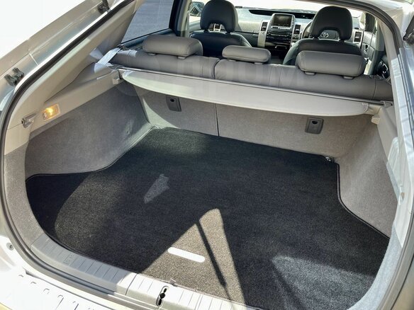 2007 Toyota Prius II Рестайлинг (XW20), серый, 1199900 рублей - вид 32
