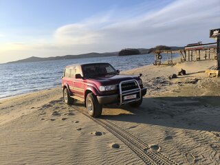 1994 Toyota Land Cruiser 80 Series, красный, 1900000 рублей, вид 1