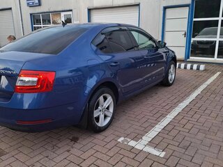 2018 Skoda Octavia III (A7) Рестайлинг, синий, 1400000 рублей, вид 1