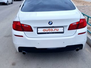 2014 BMW 5 серии 535i xDrive VI (F10/F11/F07) Рестайлинг, белый, 2100000 рублей, вид 3
