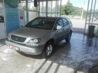 1999 Lexus RX 300 I, серебристый, 580000 рублей, вид 1