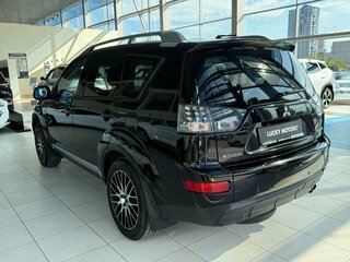 2008 Mitsubishi Outlander II, чёрный, 1095000 рублей, вид 4